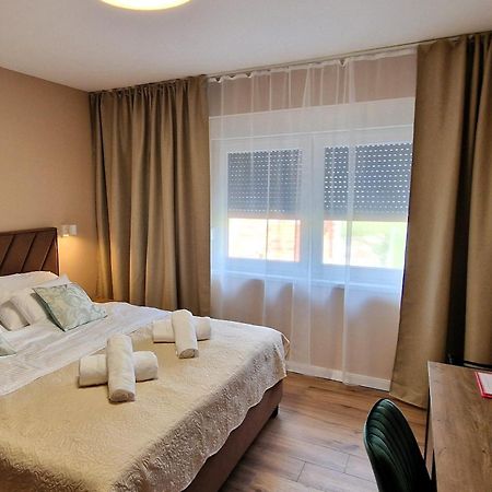 Hyde Park Apartments Cakovec Ngoại thất bức ảnh